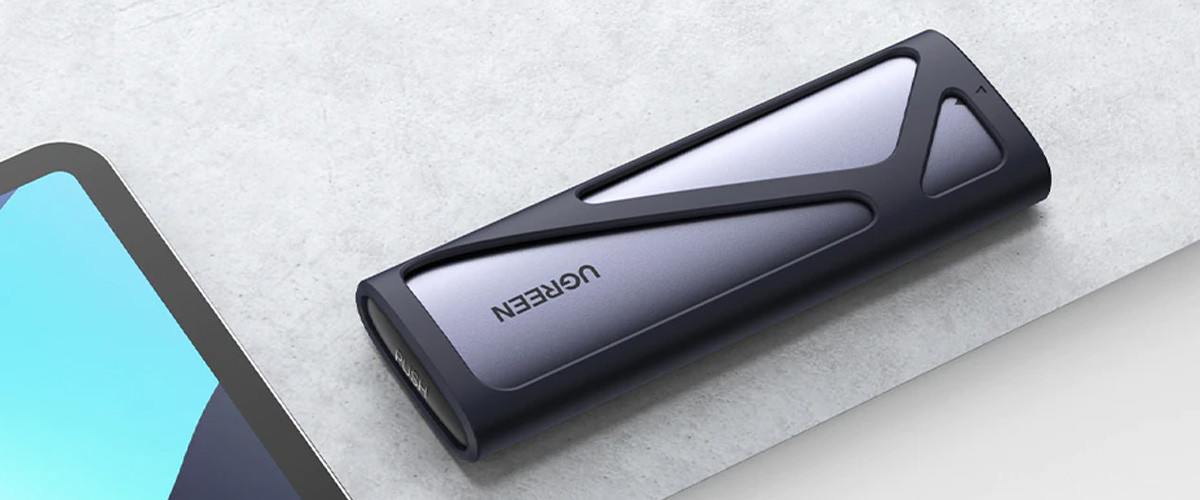 Кейс UGREEN CM400 для SSD M.2 (Подключение USB 3.2 Gen 2 / С сохранением данных)